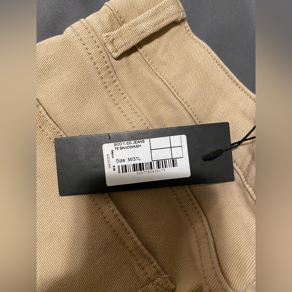 Motel Rocks BNWT bootleg jeans in Sandwash - Picture 6 of 6